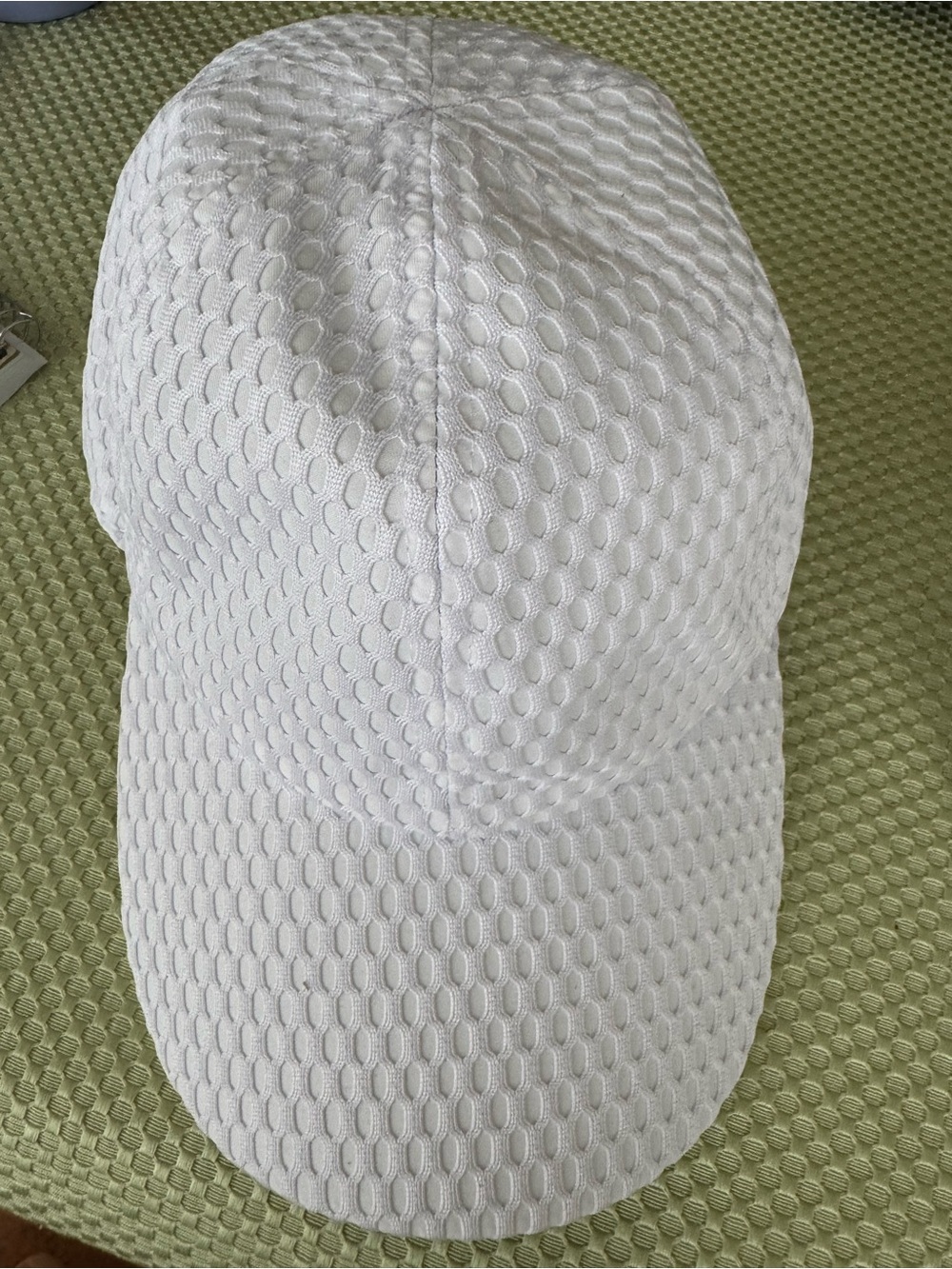 Hind White OS Honey Comb textured 6 panel running activities ball cap NWOT